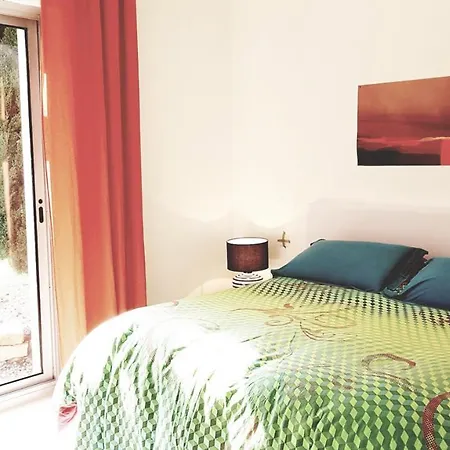 Cap D'agde 240m2 *
